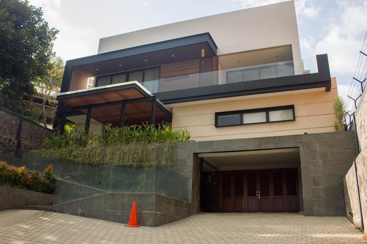 Villa Dago Pakar Бандунг Экстерьер фото
